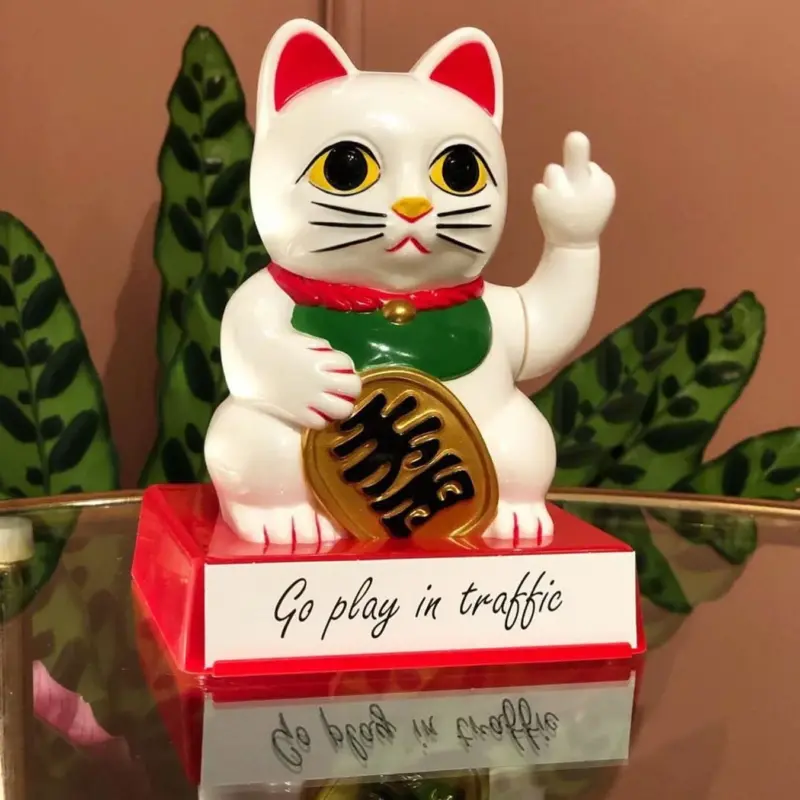 Cheeky Fortune Lucky Cat Display Stand tag1