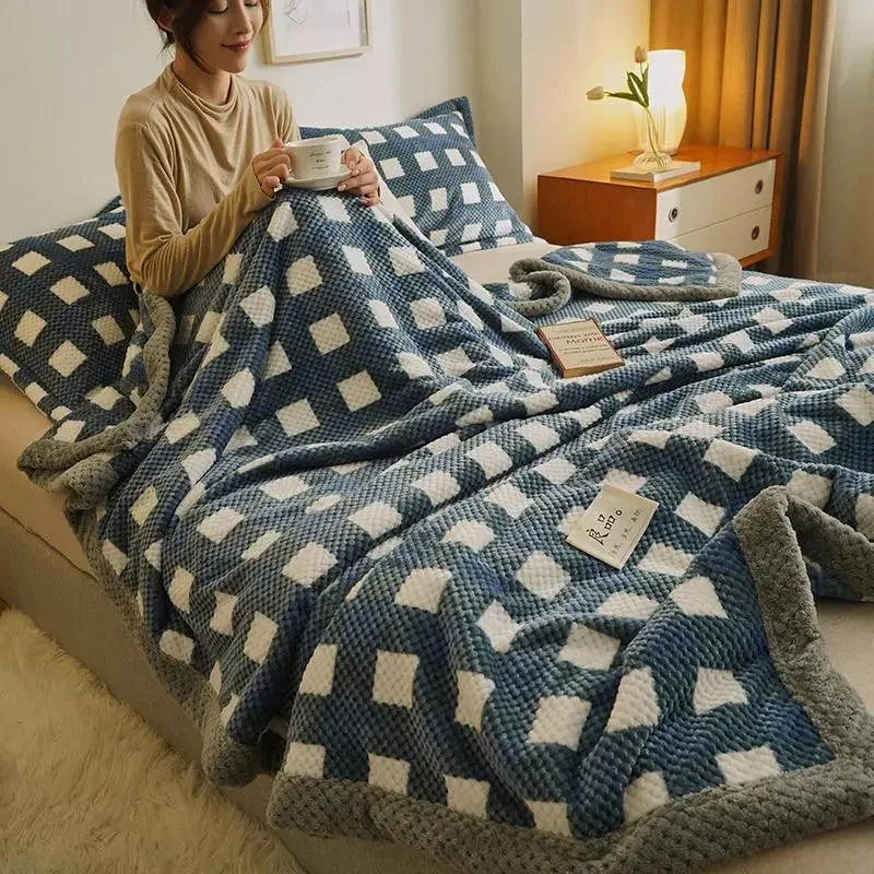 Chenille Knit Blanket: Cozy Elegance for Couch or Bed -
