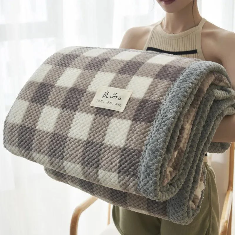 Chenille Knit Blanket: Cozy Elegance for Couch or Bed -