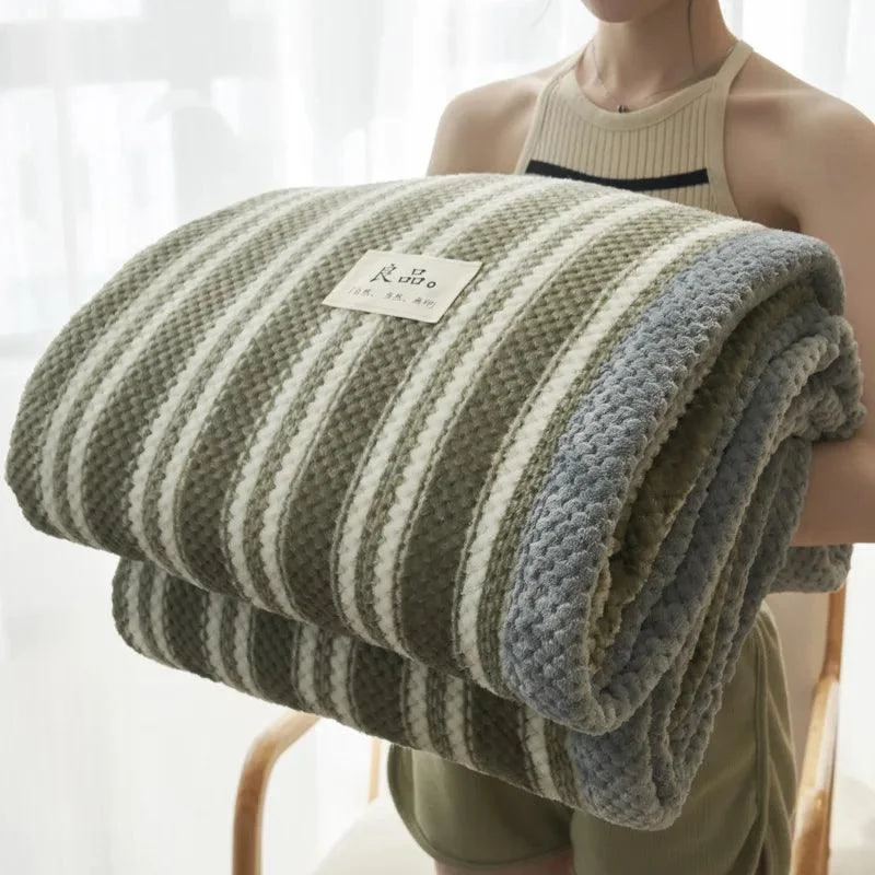 Chenille Knit Blanket: Cozy Elegance for Couch or Bed -