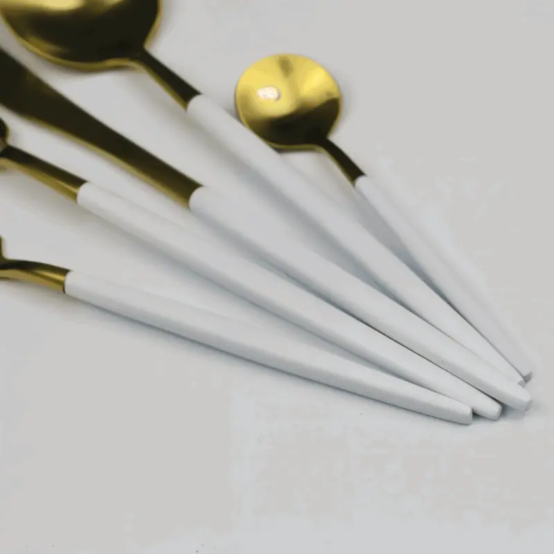 ChicMatte Cutlery Set 4 piece Multicolored made of stainless steel tag1