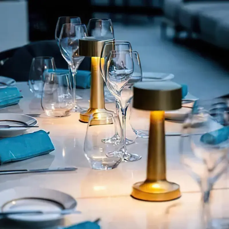 Chic retro style LED restaurant table lamp wireless USB tag1