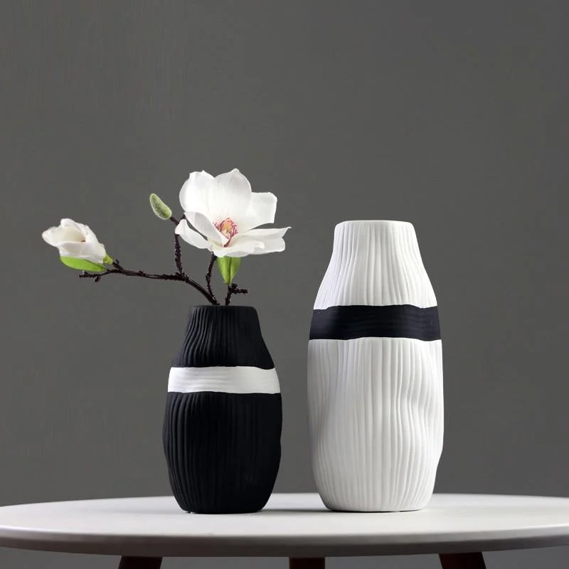 Chiha Vase -