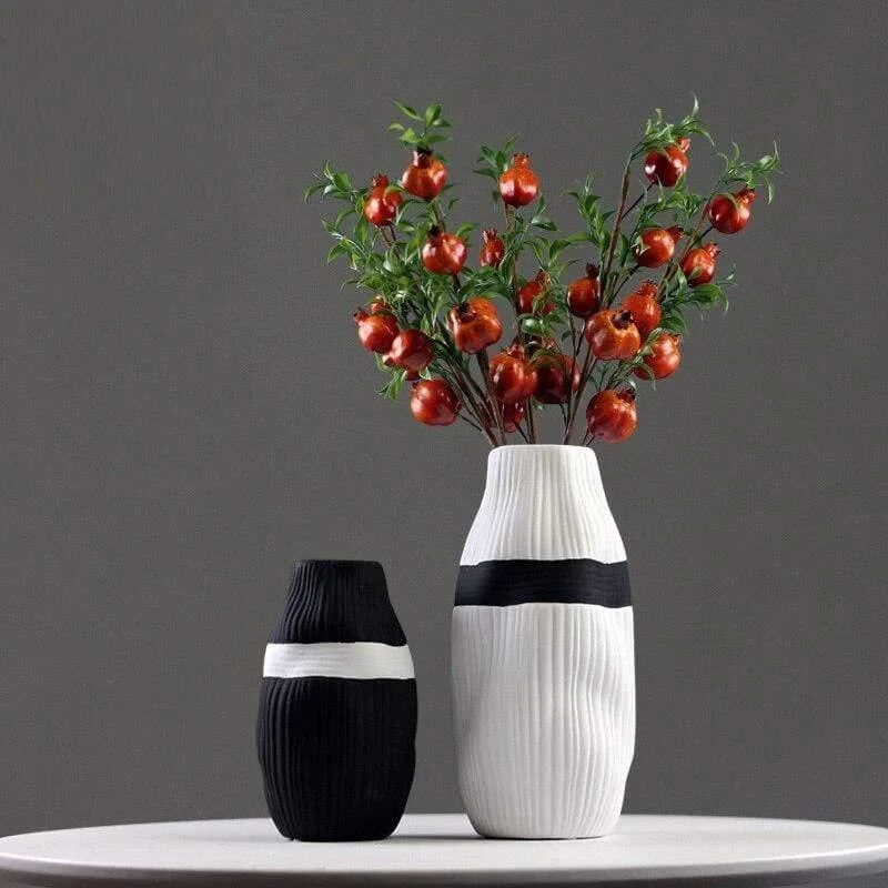 Chiha Vase -