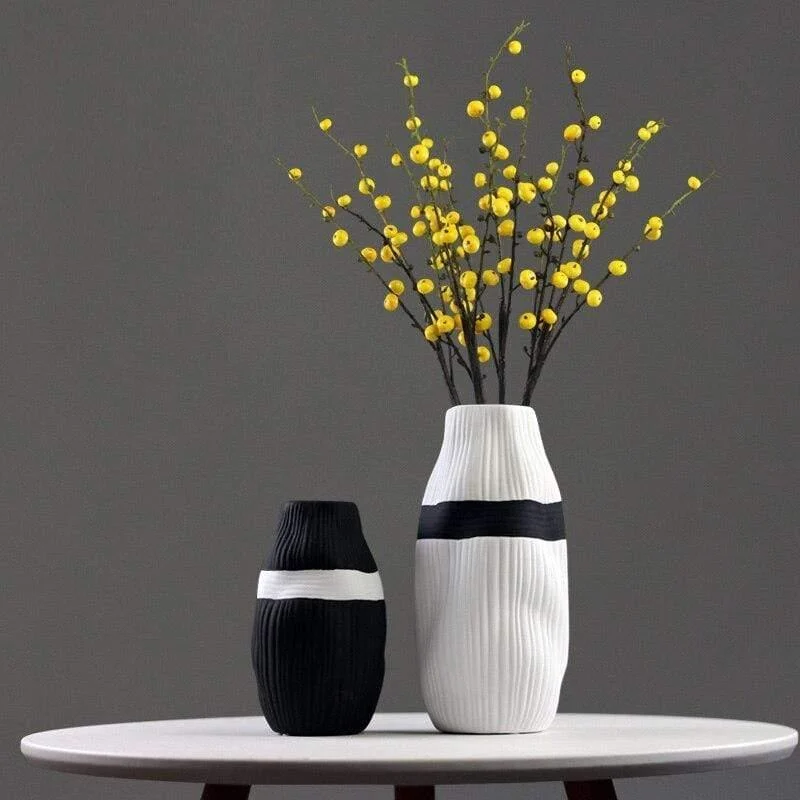 Chiha Vase -