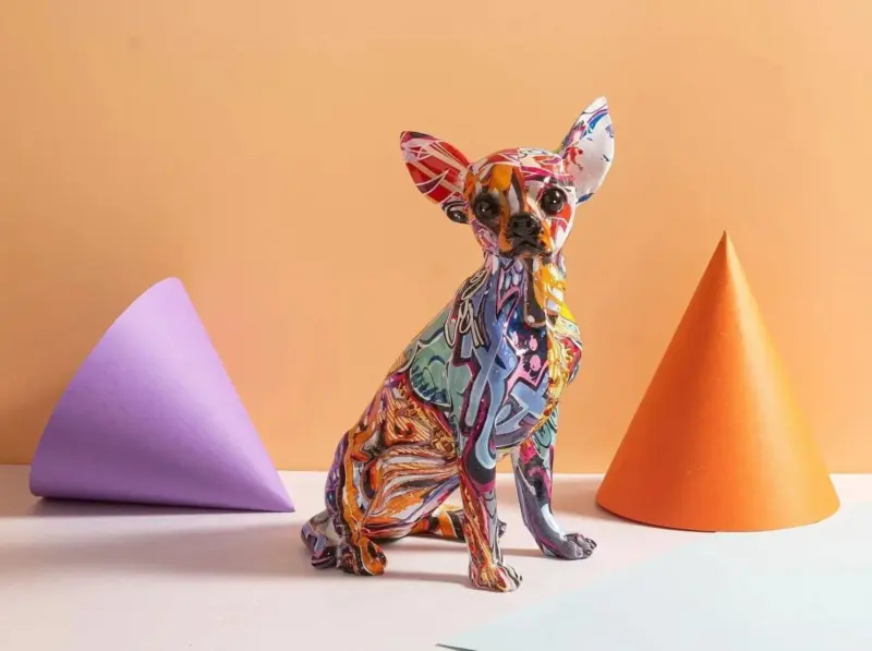 Chihuahua Amare Sculpture tag1