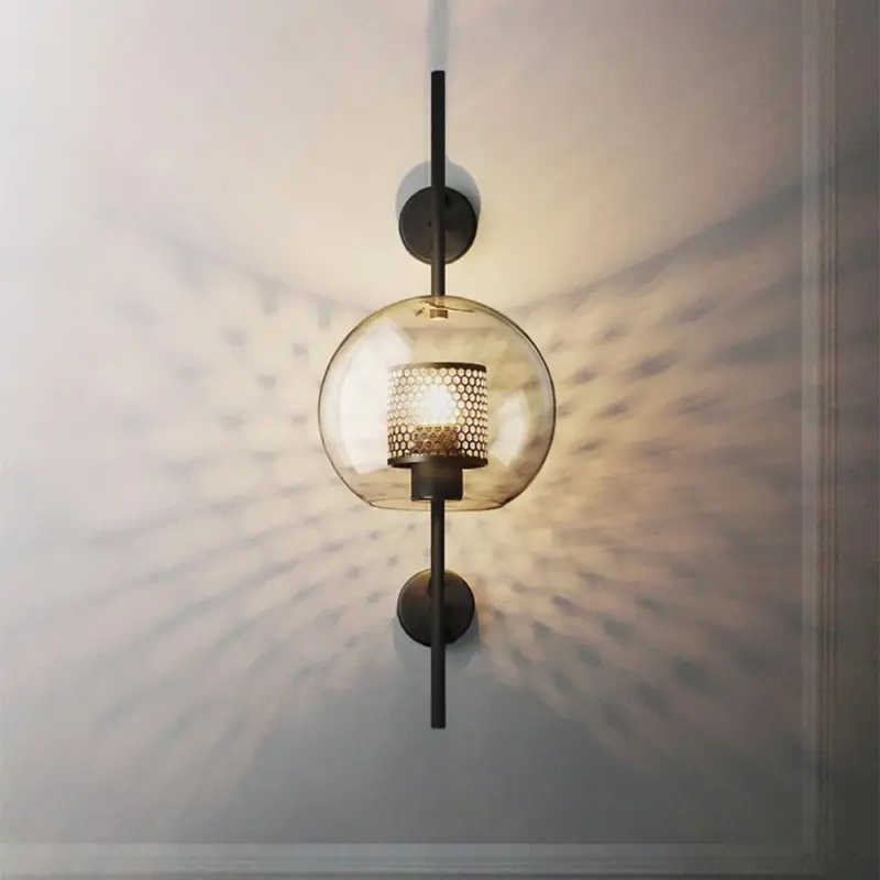 Chiswick Glass Wall Lamp 22 426f5114 81af 4e74 9755 a913eaa515ce