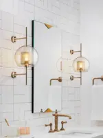 Chiswick Glass Wall Lamp 5 edd10b10 0266 454e b2bd 28a396392a64