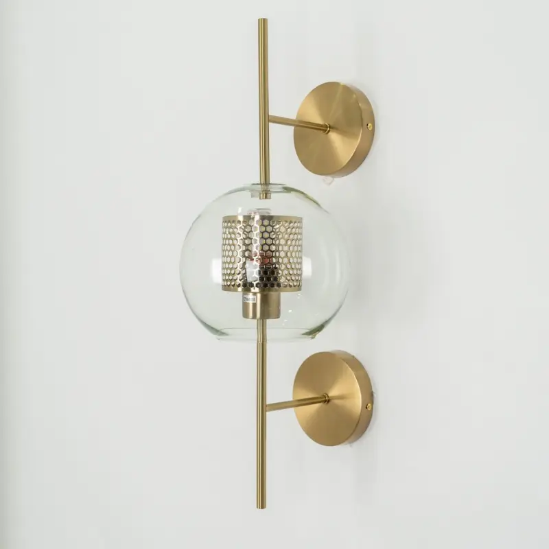 Chiswick Glass Wall Lamp 8 da6ef746 a5b3 4686 afca 5232c2537f5b