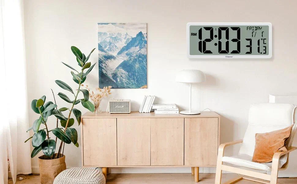 ChronoGlow - Stylish white wall clock with accurate time display -  - #tag1#
