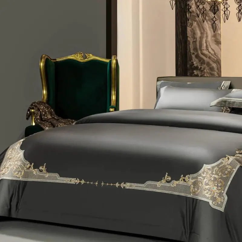 Cleopatra grey