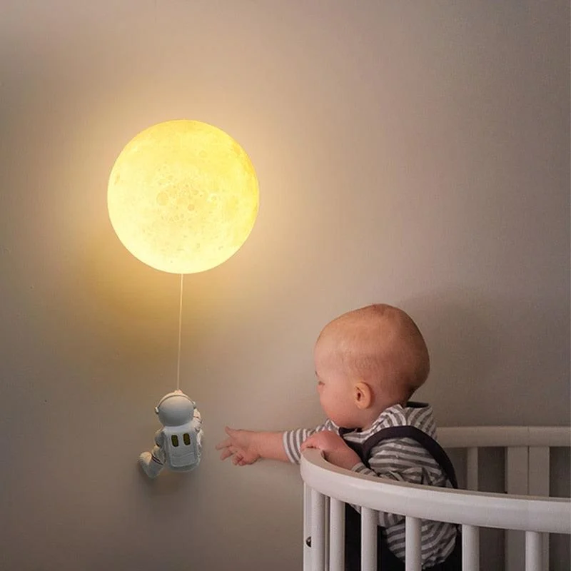 Climbing Wall Astronaut Moon Lamp -