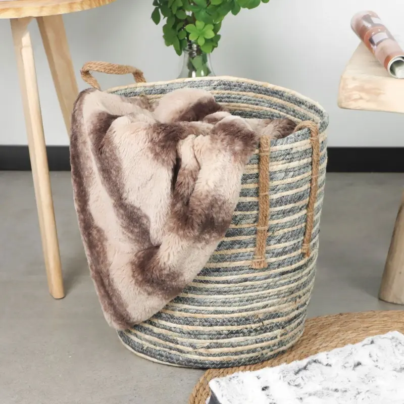 CocoaLux Brown Faux Fur Blanket tag1