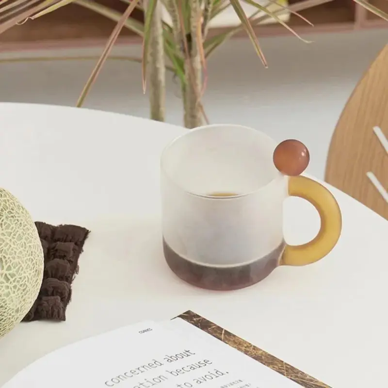 Coffee Mug With Contrasting Chunky Handle tag1