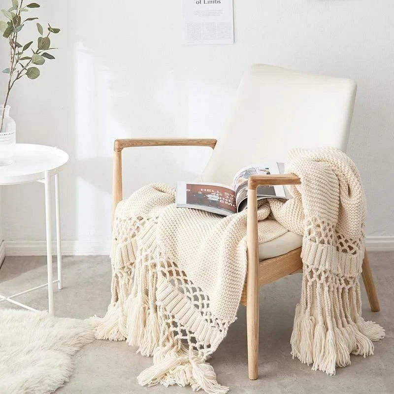 Colettee Throw -