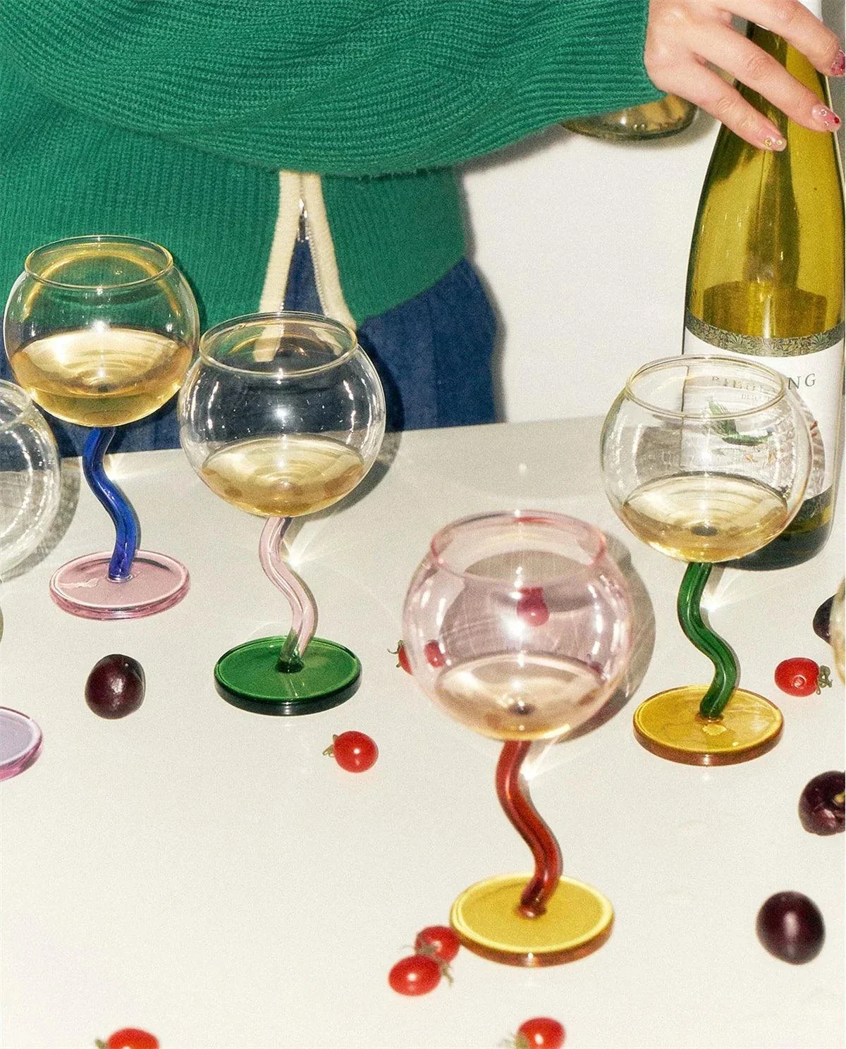 Colored Bubble Borosilicate Glass Twisted Wine Glass -