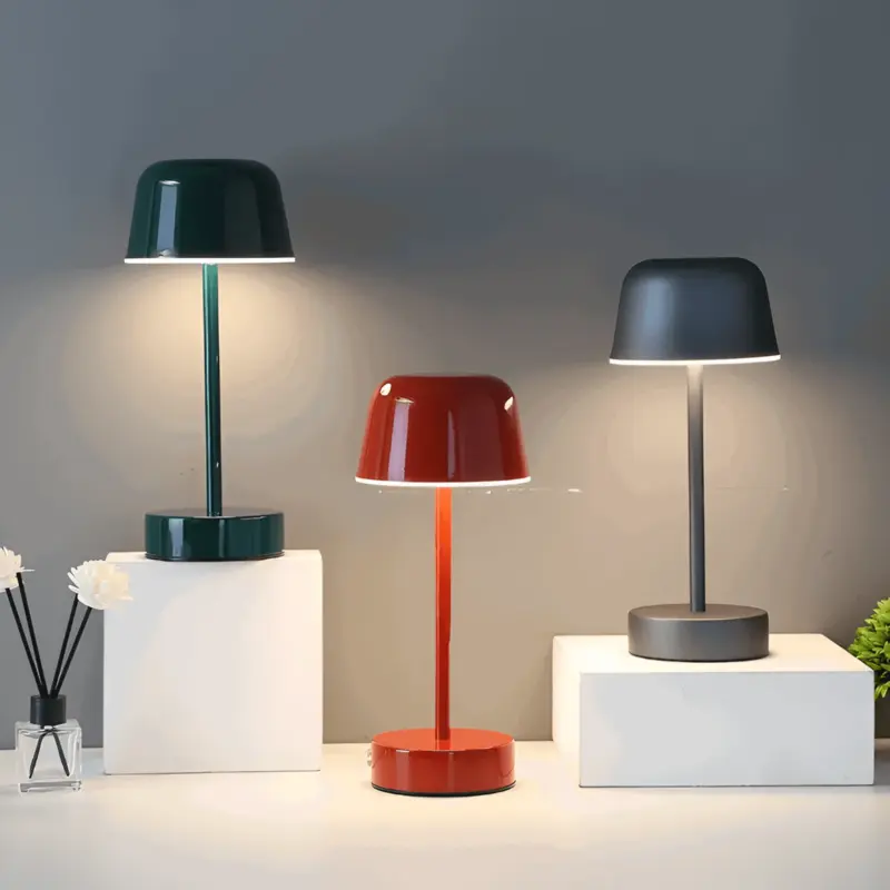 Colorful LED table lamp in retro design wireless USB tag1