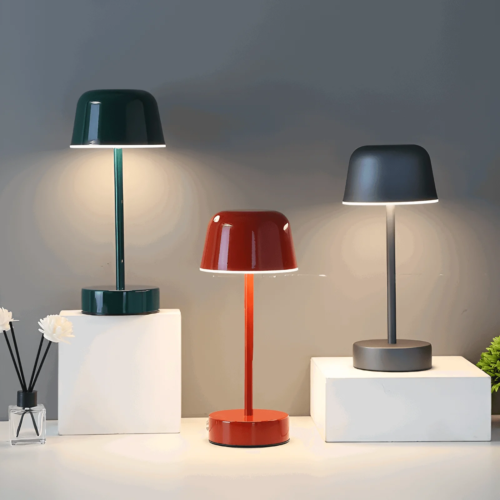 Colorful LED table lamp in retro design, wireless, USB -  - #tag1#