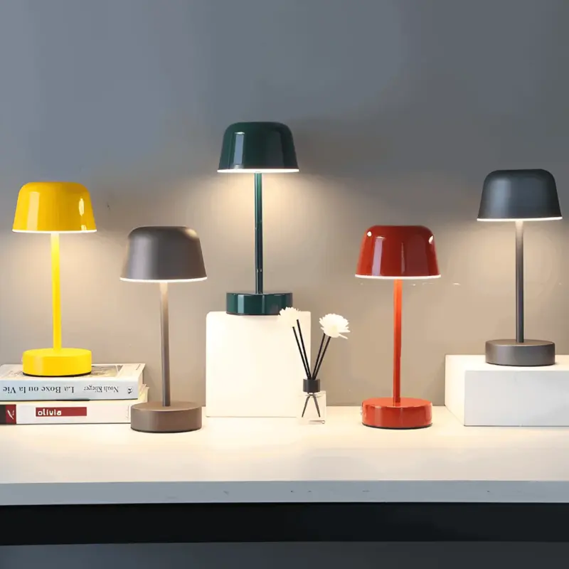 Colorful LED table lamp in retro design wireless USB tag1