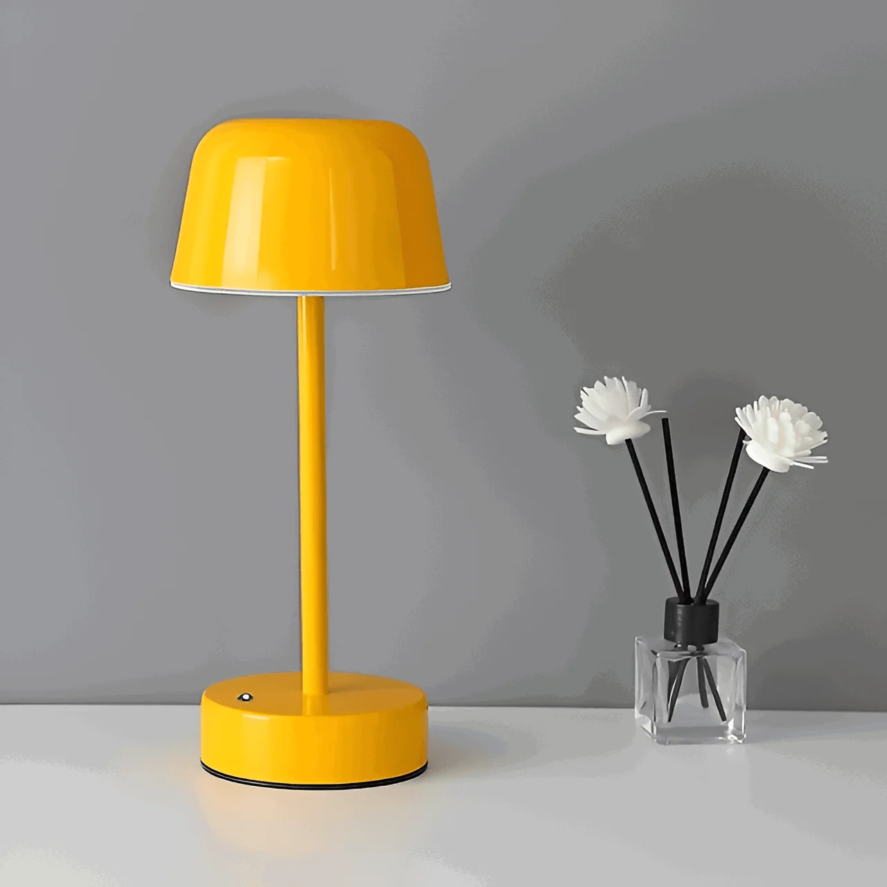 Colorful LED table lamp in retro design, wireless, USB -  - #tag1#