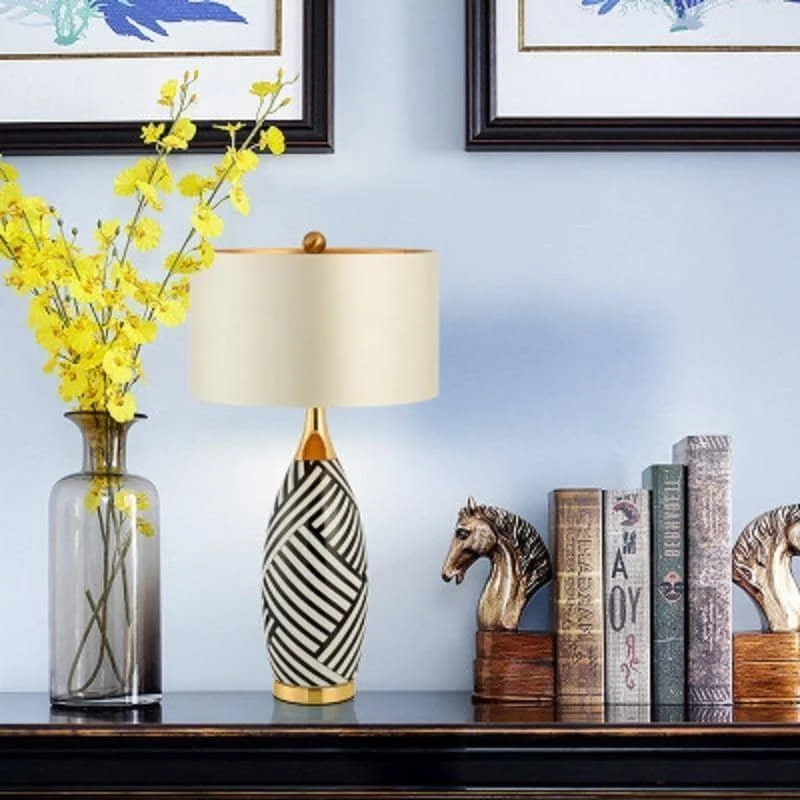 Contemporary Minimalist Ceramic Table Lamp - Illuminate Your Space with Style -