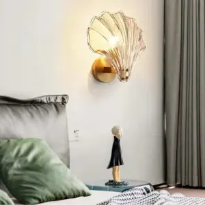 CoralGlimmer – Shell-shaped Glass Wall Lamp for Elegant Lighting
