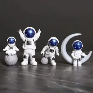 Cosmic Crew: Astronaut Sculptures for Inspired Desktop Adventures