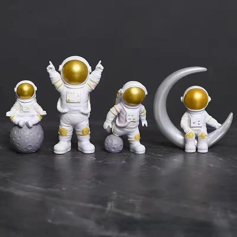 Cosmic Crew: Astronaut Sculptures for Inspired Desktop Adventures -