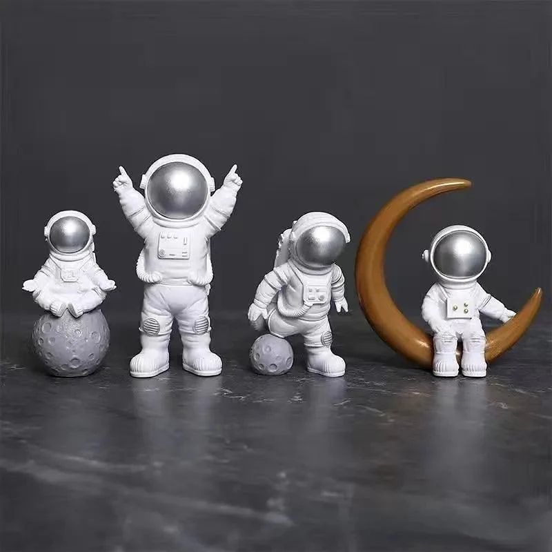 Cosmic Crew: Astronaut Sculptures for Inspired Desktop Adventures -