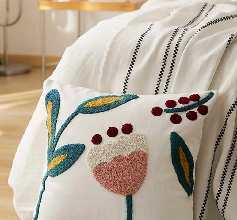 Cottagecore Vintage Daisy Floral Pillow Covers -