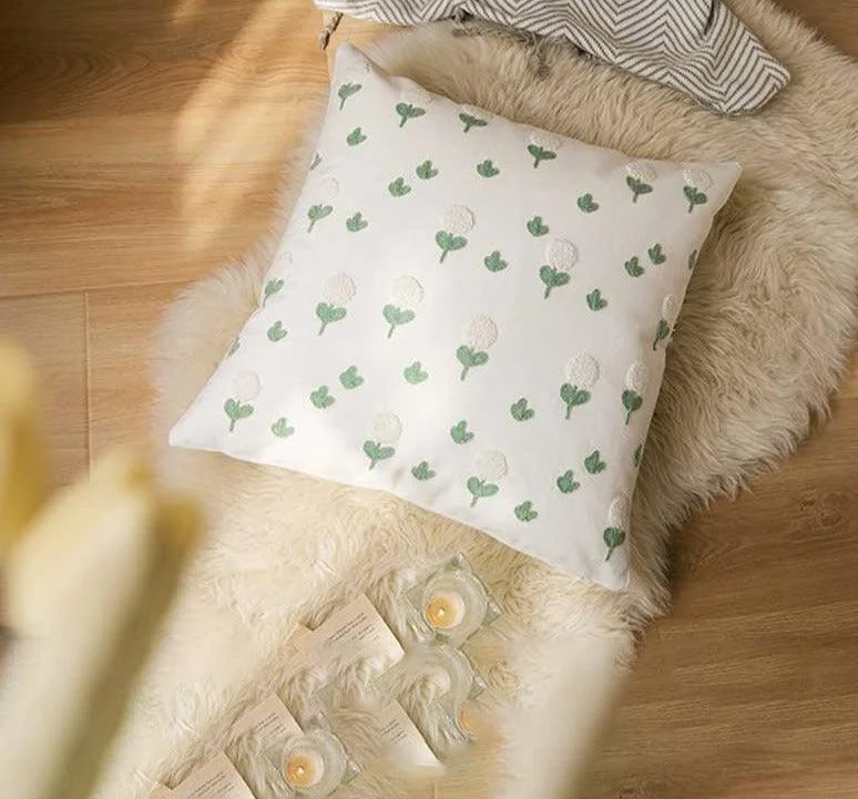 Cottagecore Vintage Daisy Floral Pillow Covers -