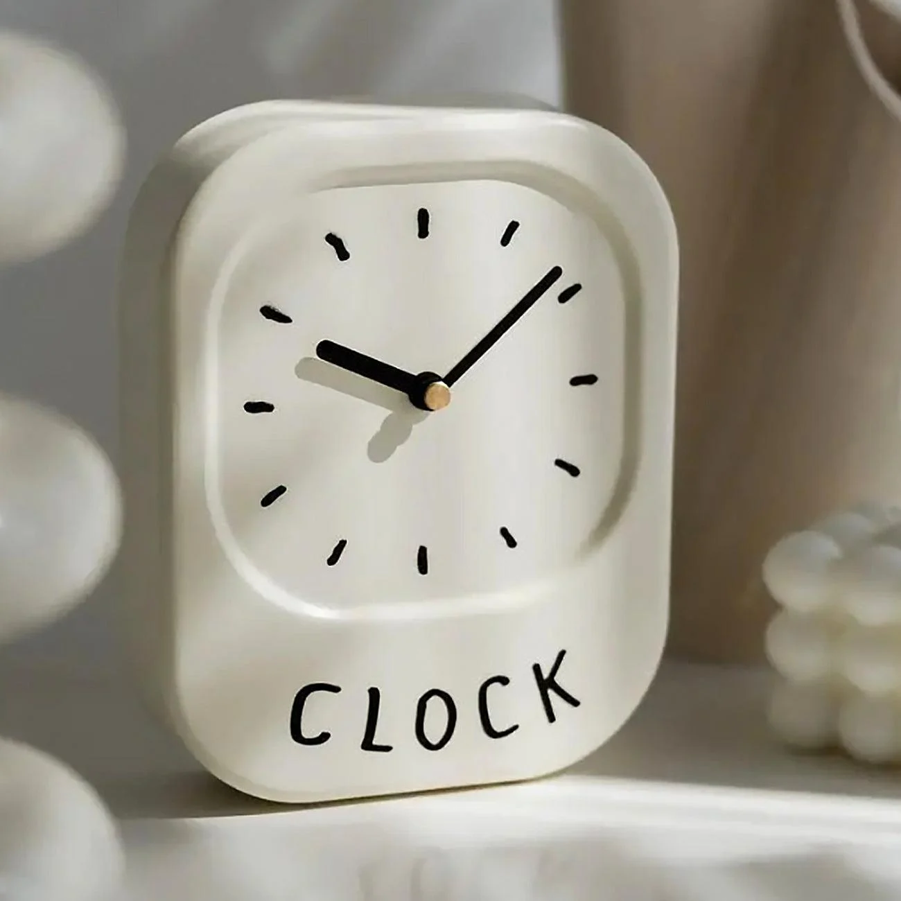 Cream White Minimalistic "Clock" -