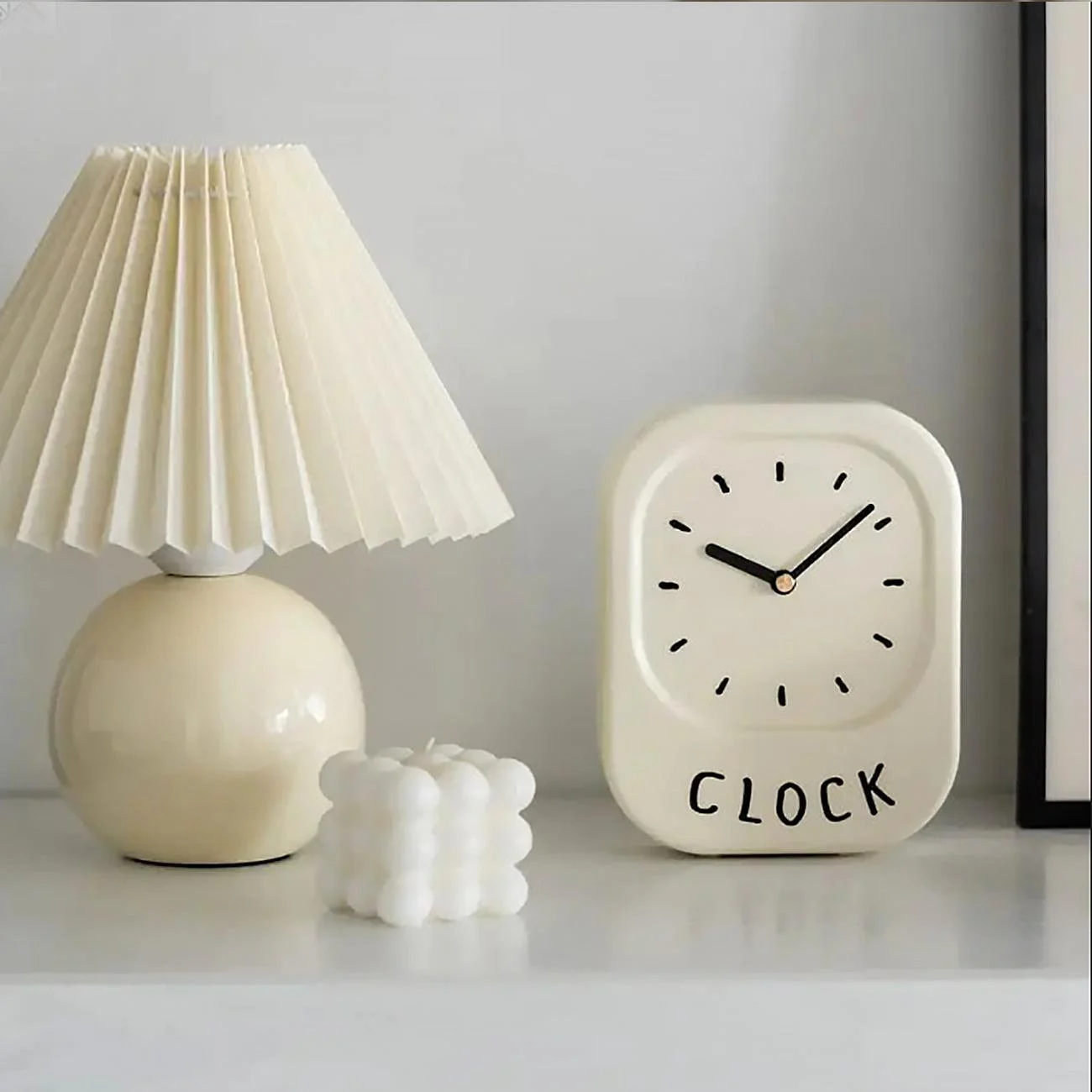 Cream White Minimalistic "Clock" -