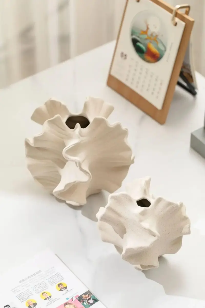 CreaseCraft Ceramic vase with folds