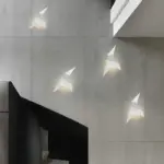 Creative iron wall lamp in the shape of a bird tag1