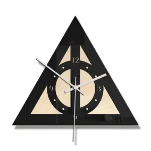 Creative Analogue Wall Décor Clock for Home