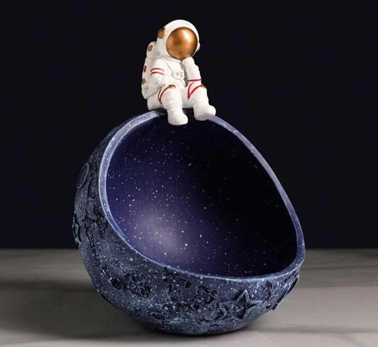 Creative Astronaut Resin Porch Key Storage Organizer -