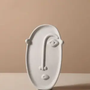 Creative Ceramic Face Vase - 