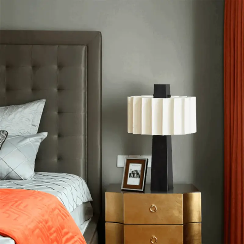 Creative Design Black and White Decorative Table Lamp tag1