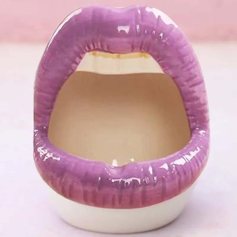 Creative Lips Flower Pot tag1