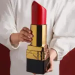 Creative_Lipstick_Vase_-_-4169042 Creative Lipstick Vase