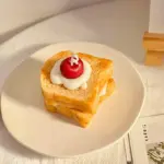 Croissant_Candle_Pastry_Shaped_Candle_-_-4170609 Croissant Candle Pastry Shaped Candle