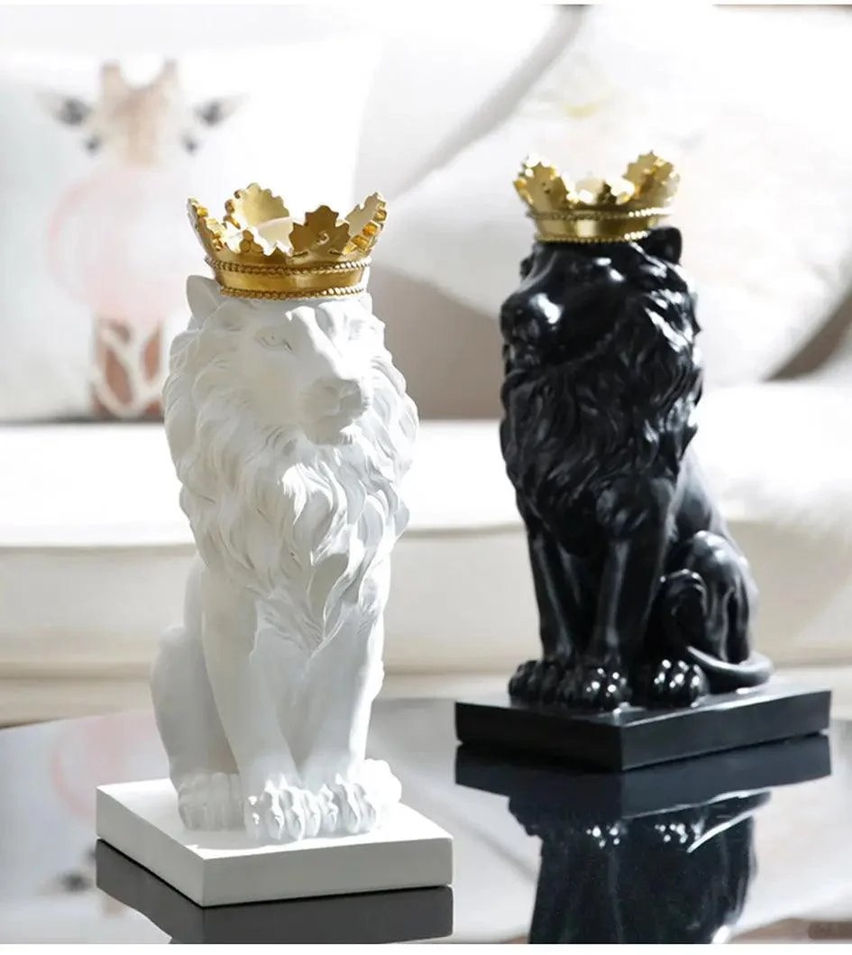 Crowned Lion Statue -