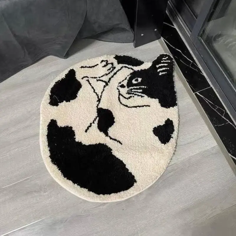 Curled Cat Rug tag1