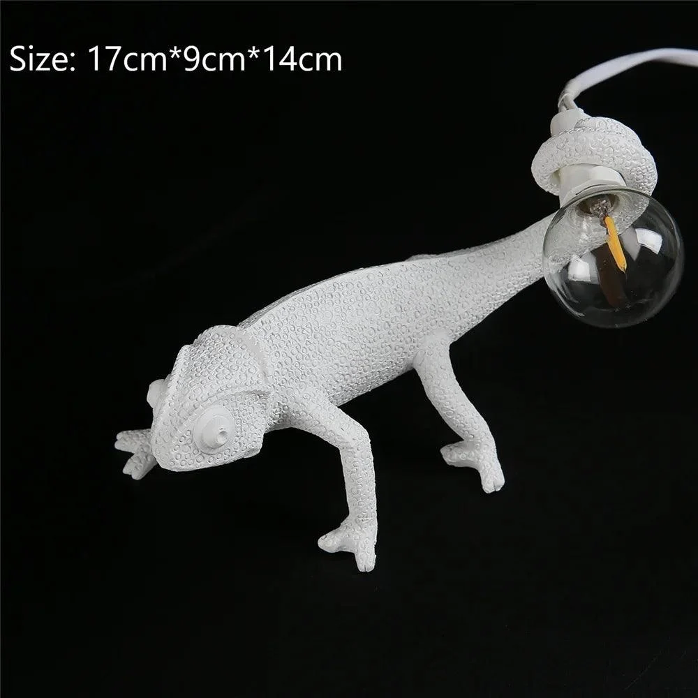 Cute Chameleon Wall Lamp: Dorm Room Night Light Décor -