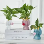 Cute_Girl_Chewing_Bubble_Gum_Vase_-_-_tag1_-4190261 Cute Girl Chewing Bubble Gum Vase tag1