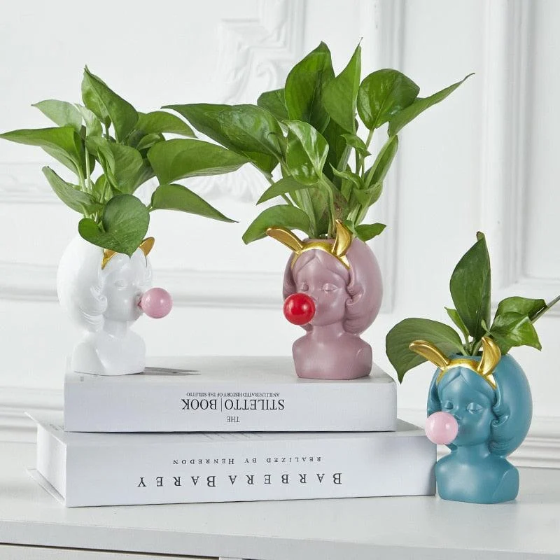 Cute Girl Chewing Bubble Gum Vase -  - #tag1#