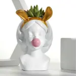 Cute_Girl_Chewing_Bubble_Gum_Vase_-_-_tag1_-4190269 Cute Girl Chewing Bubble Gum Vase tag1