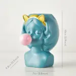 Cute_Girl_Chewing_Bubble_Gum_Vase_-_-_tag1_-4190282 Cute Girl Chewing Bubble Gum Vase tag1