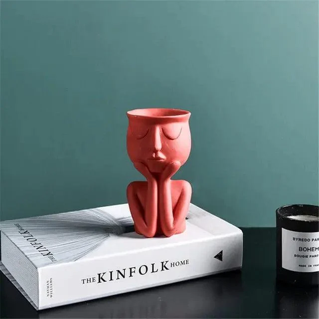 Cute Sculpture Vase -